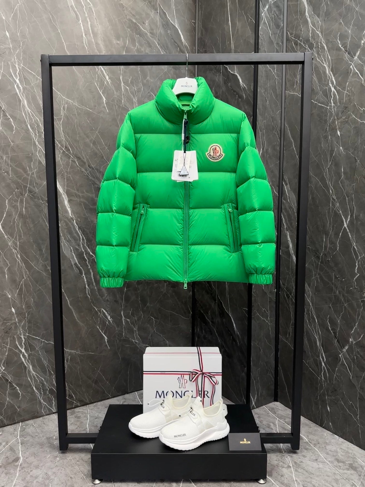 PP Sweatshirt