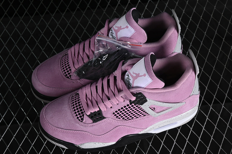 AJ4