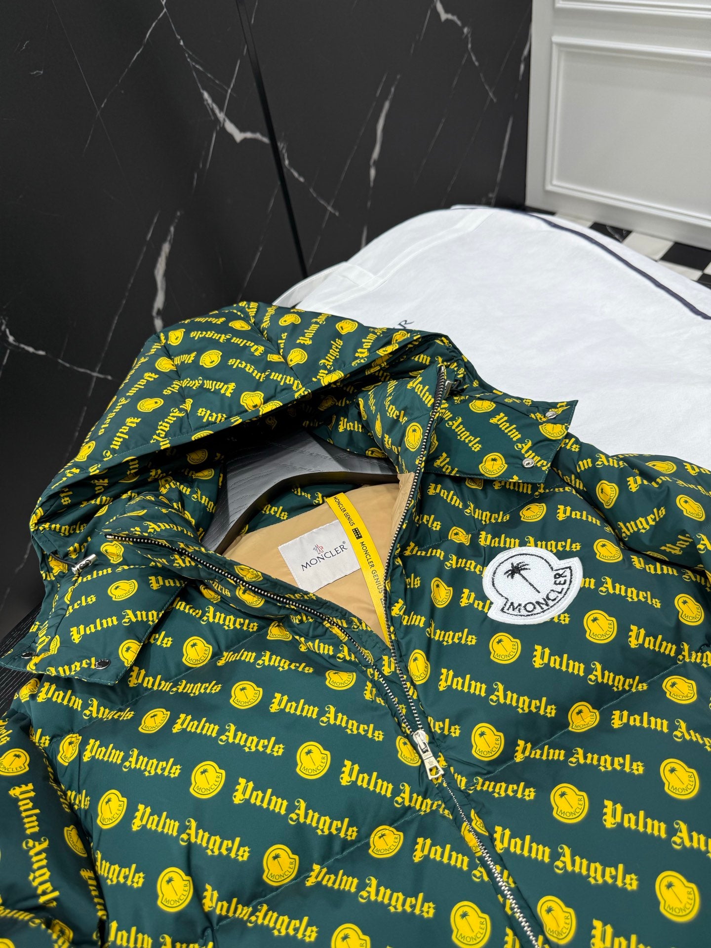 PP Sweatshirt