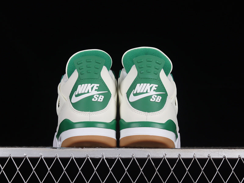 AJ4