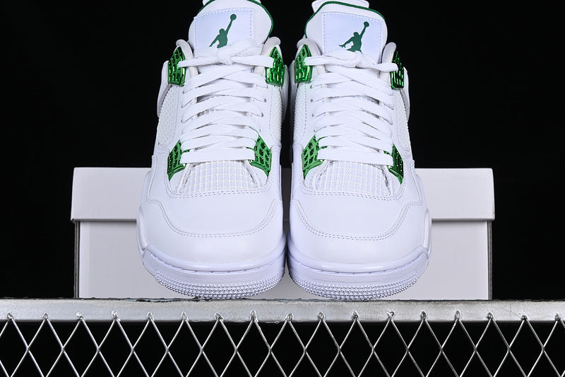 AJ4