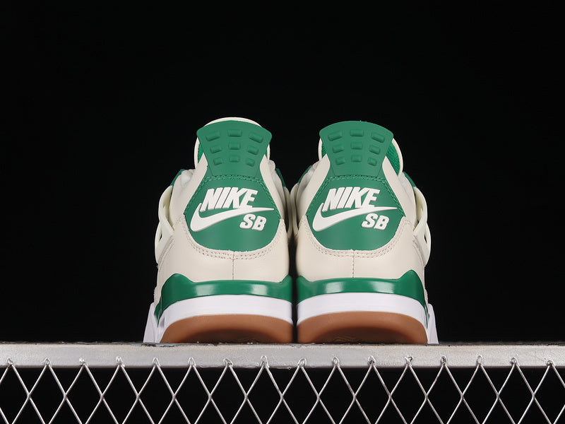 AJ4