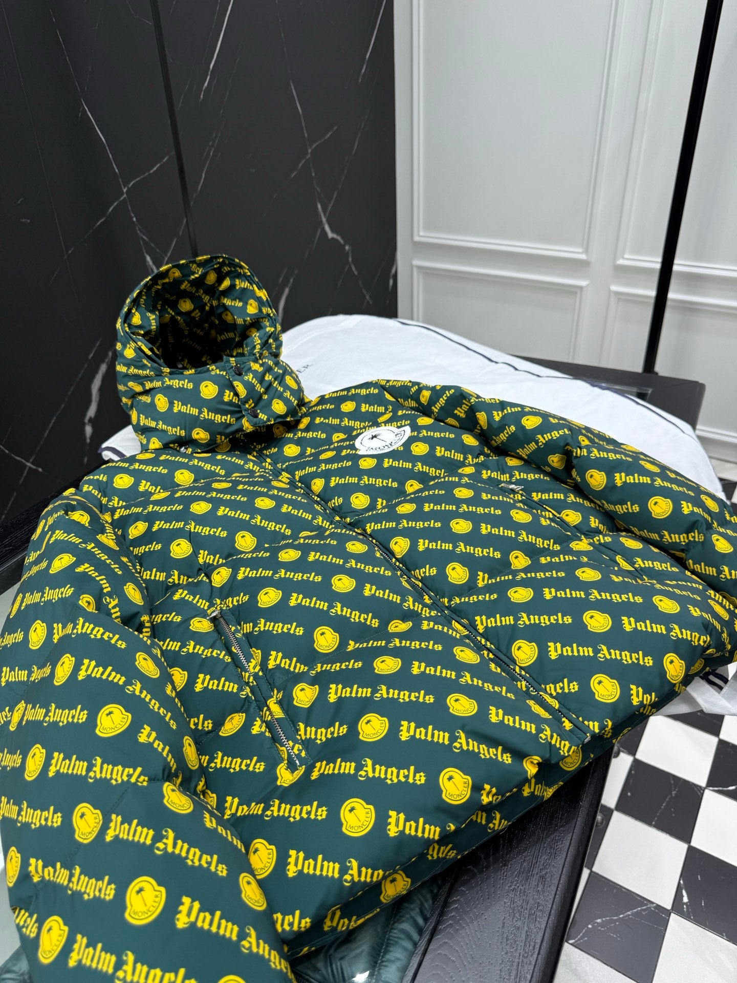 PP Sweatshirt
