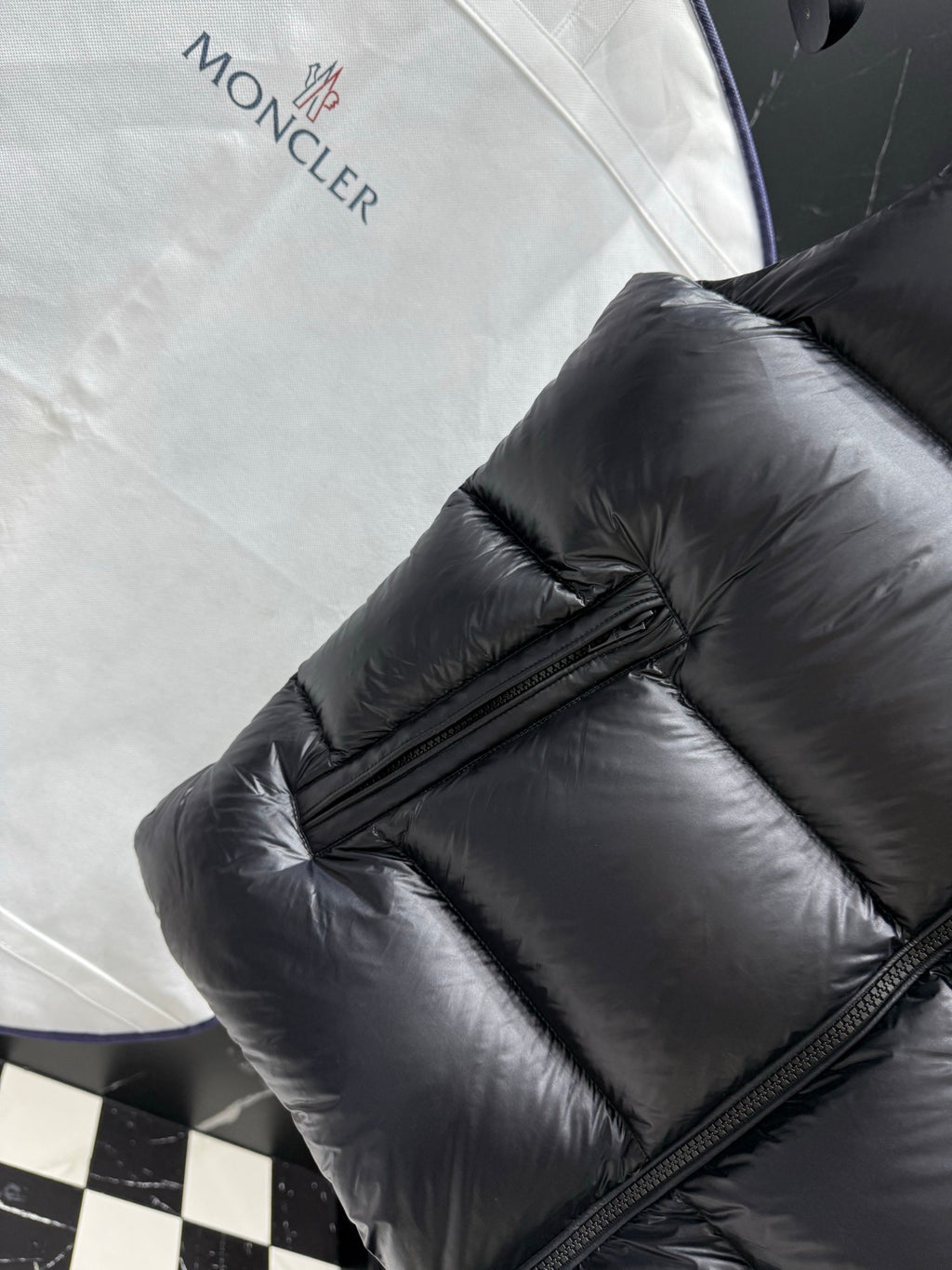 Mon Väst